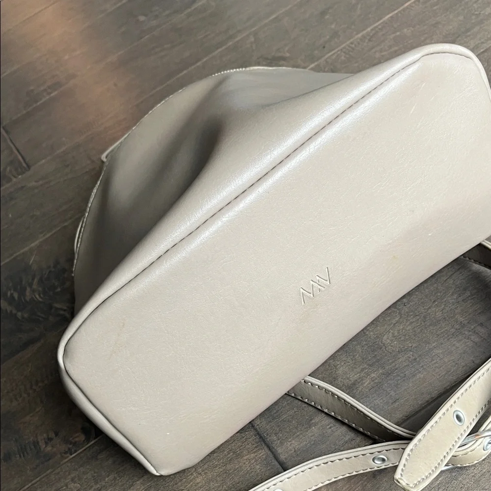 Matt & Nat Aries Sand Backpack for Women - Picture 3 of 6